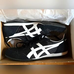 Onitsuka Tiger Serrano black and white US men's 11